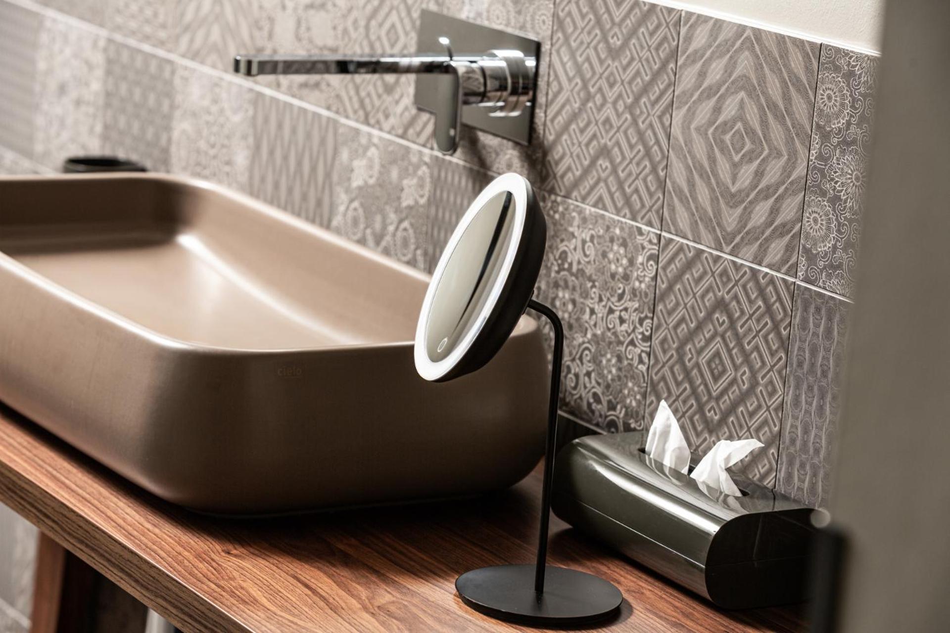 Senses Violett Suites - Adults Only Zell am See Exteriör bild