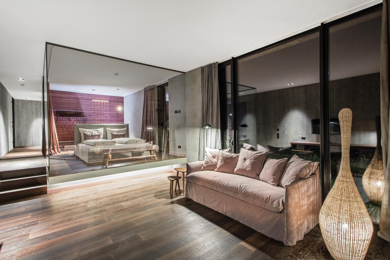 Senses Violett Suites - Adults Only Zell am See Exteriör bild